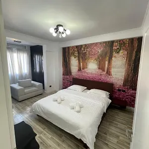 Apartament Center 